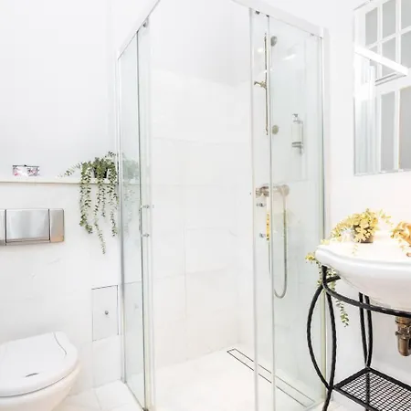 Silverton Deluxe Renovated Center Lägenhet *