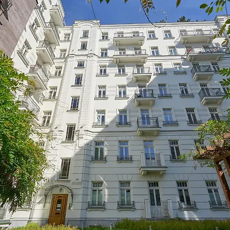 Silverton Deluxe Renovated Center